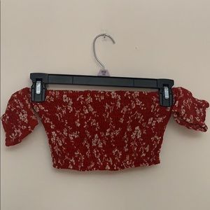 Scrunched croptop with sleeves